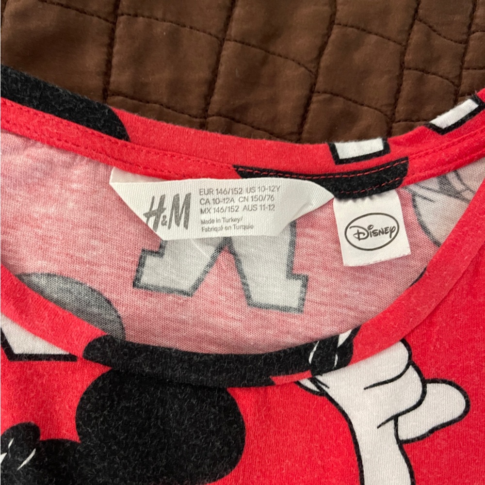 H&M Mickey Boxy Cropped Tee - Picture 2 of 6